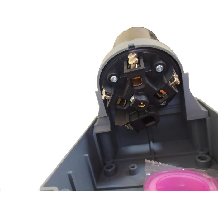 Розетка 1352 PRO стаціонарна 3Р+PЕ+N 63А 380В IP67 TNSy